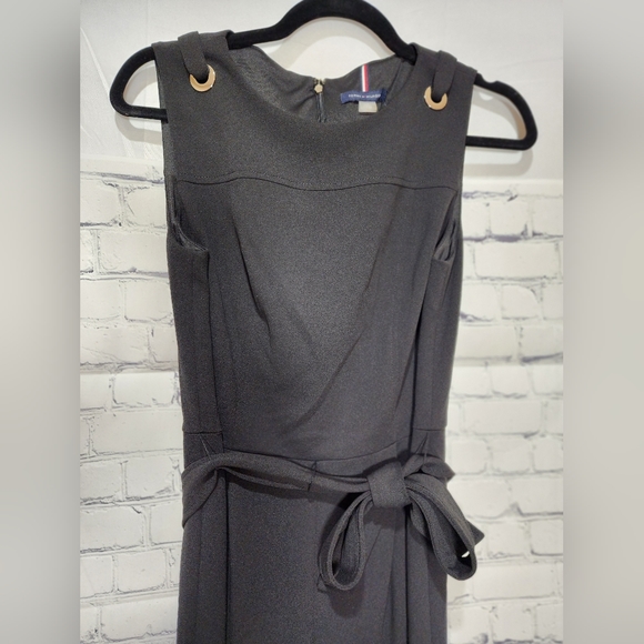 Tommy Hilfiger Women's sleeveless Tie Waist, Solid slim jumpsuit, Black, Size 8 - Picture 5 of 9